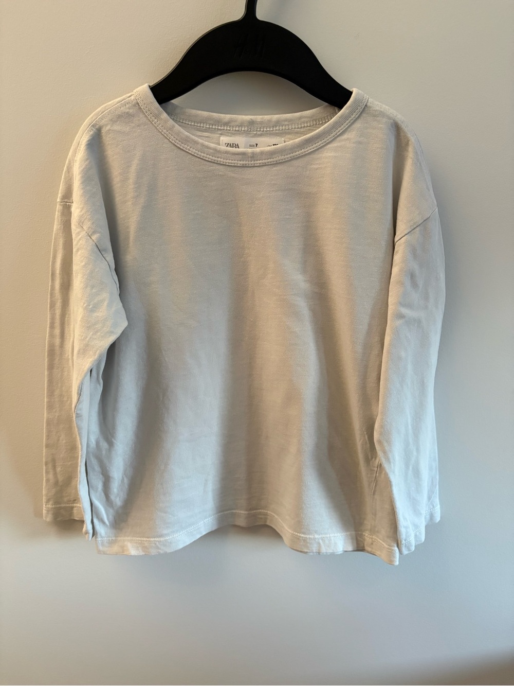 Zara Kids Crewneck Long-Sleeve Tee in Light Beige